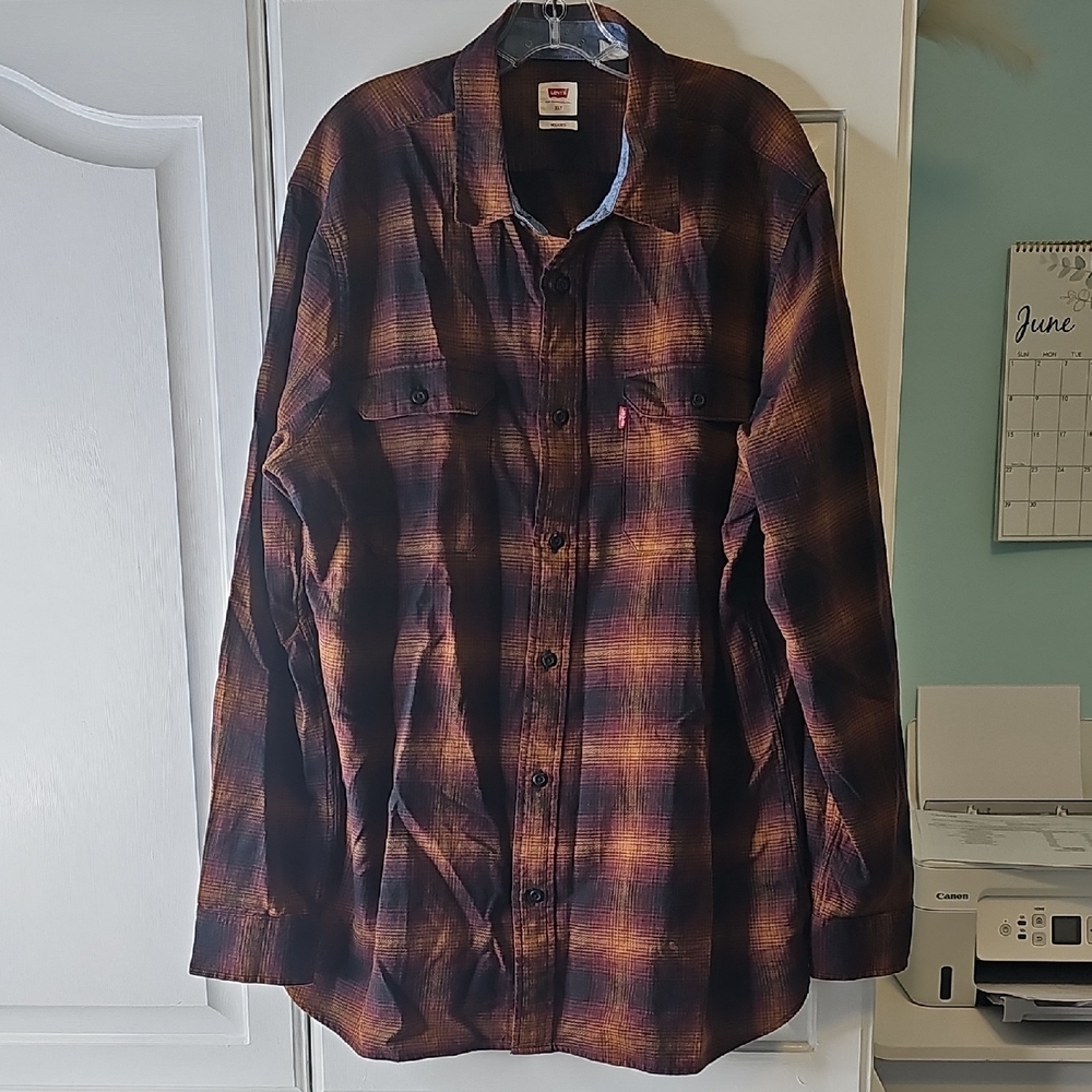 Levi's Men's Plaid Button Down Shirt - Red and Black